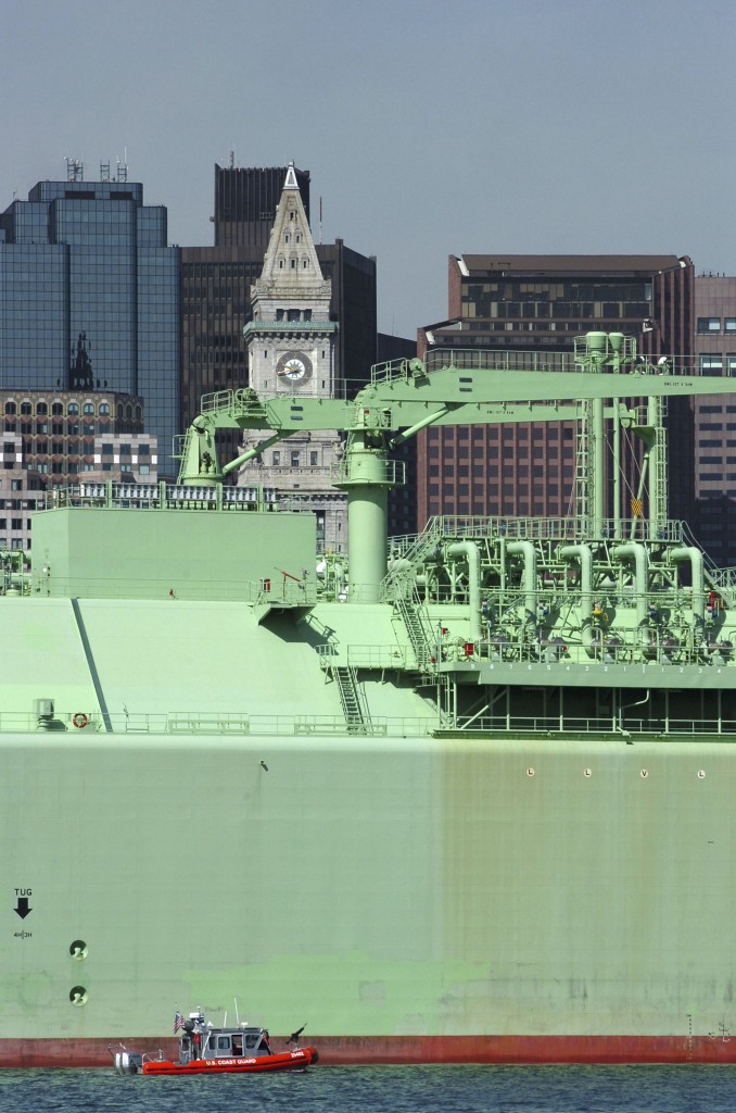 Natural Gas Ship Enters Boston