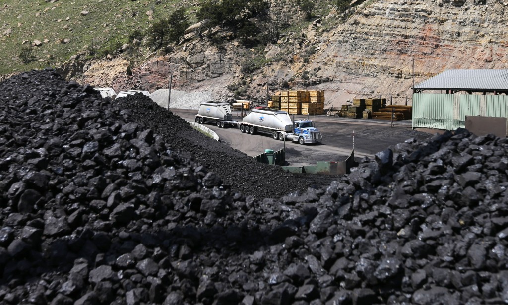 Utah coal waiting to be loaded into trucks in May 2014. Photo by George Frey/Getty Images.